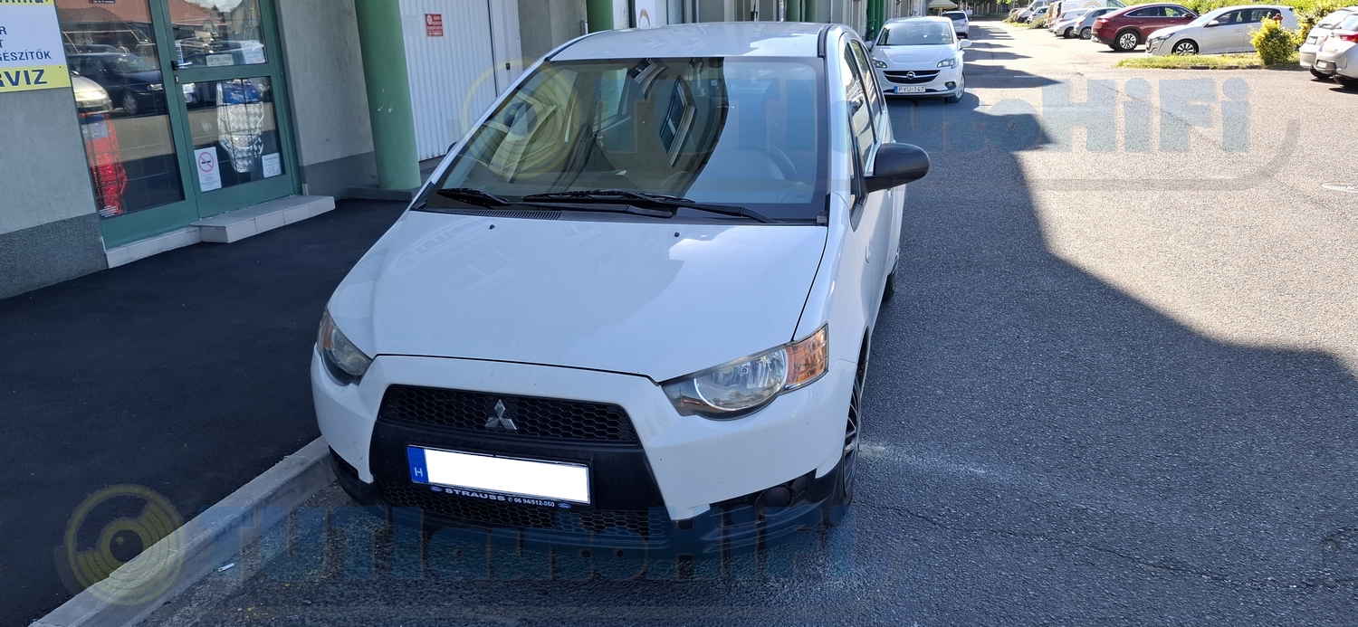 Mitsubishi Colt 2010 Pioneer Multimédia beszerelés