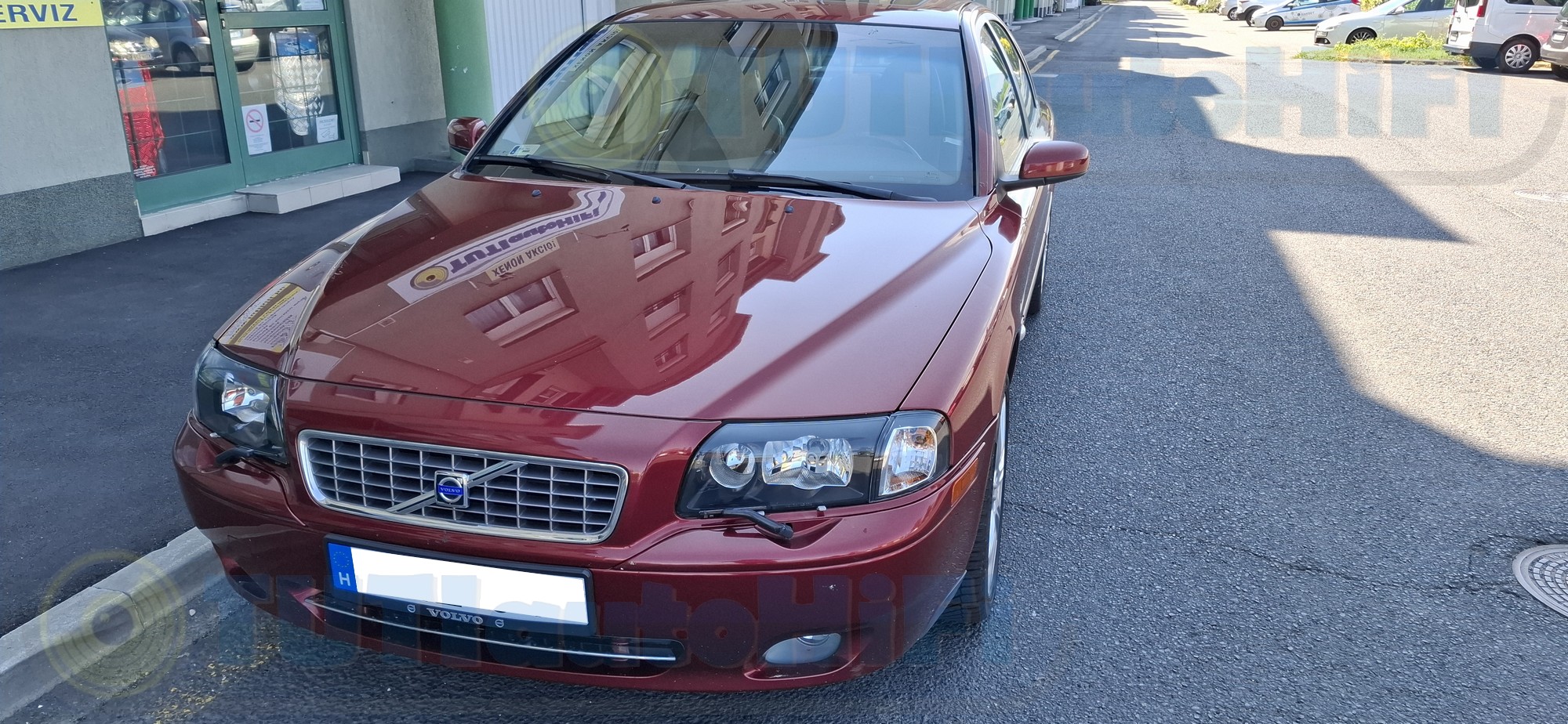 VolvoS80 Nagyképű Pioneer SPH-PF97BT multimédia beszerelés